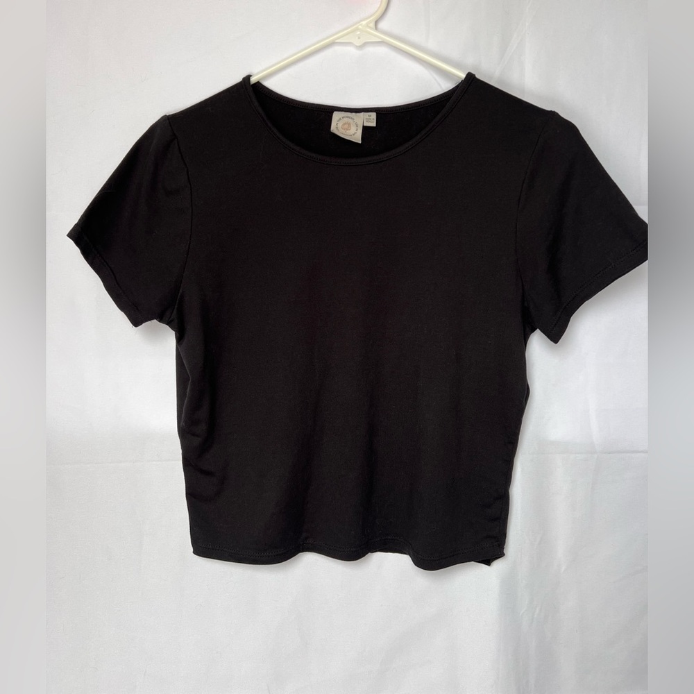Cropped Black T Shirt
